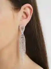 Белый длинные вечерние серьги, со стразами, Louise