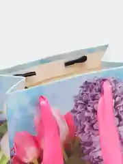 Аметистовый пакет бумажный, 14,8*10,9*5,8 см, Цветы