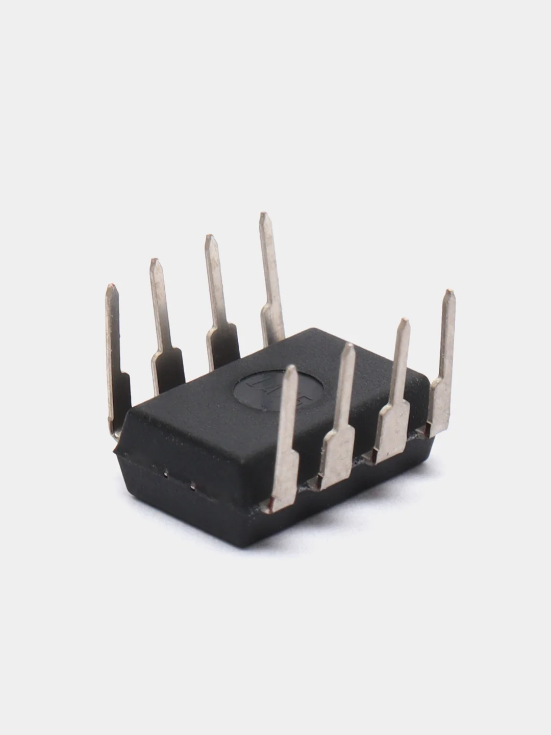 Микросхема NE555P DIP-8