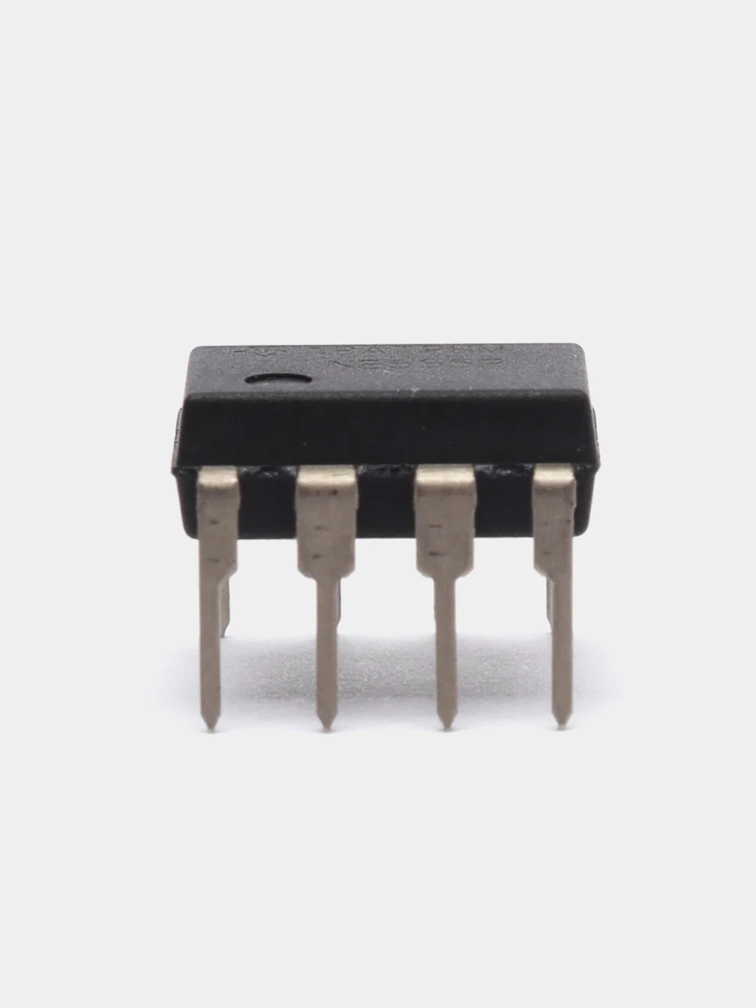 Микросхема NE555P DIP-8
