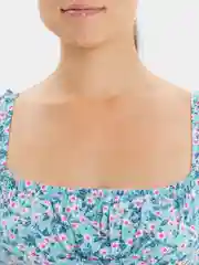Бежевый платье