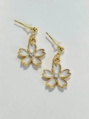 Сережки женские, с подвеской цветком