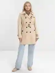Бежевый тренч женский, укороченный