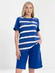 Лазурный женский летний костюм с однотонными шортами с вышивкой