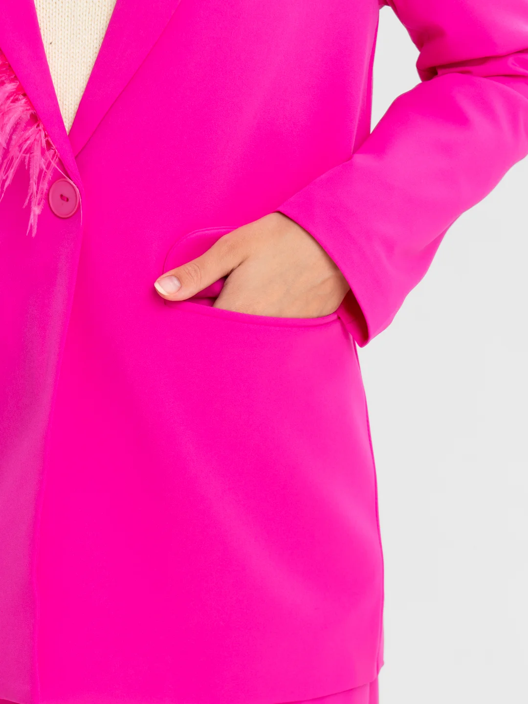 Розовый костюм SK BRAND, классический, с перьями, женский