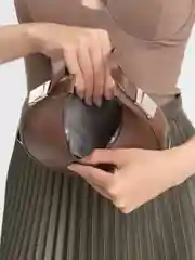 Коричневый сумка женская, через плечо