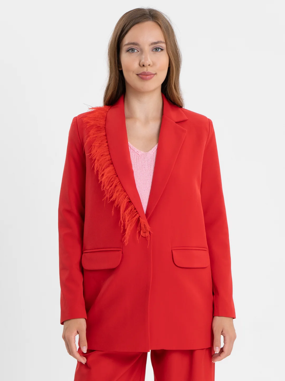 Красный костюм SK BRAND, классический, с перьями, женский