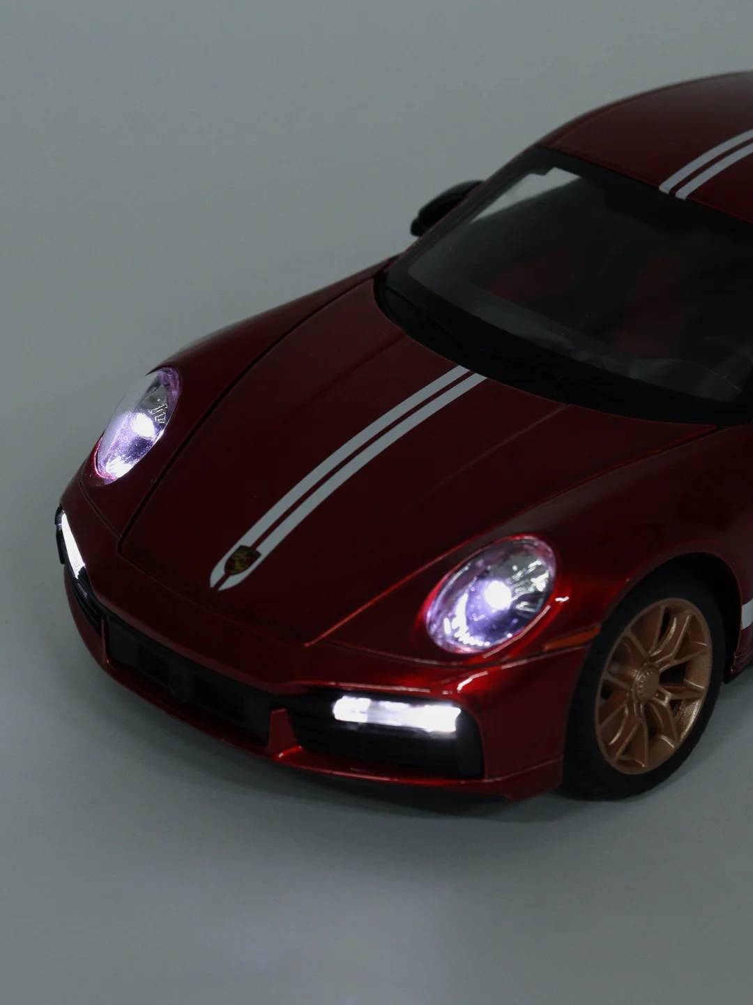 Красный porshe 911 Turbo S 1:24 MiniAuto