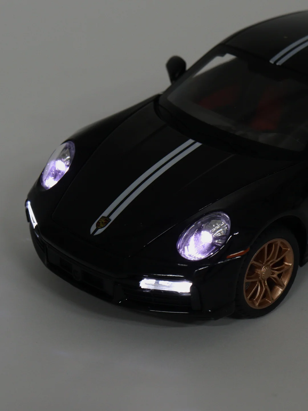 Красный porshe 911 Turbo S 1:24 MiniAuto