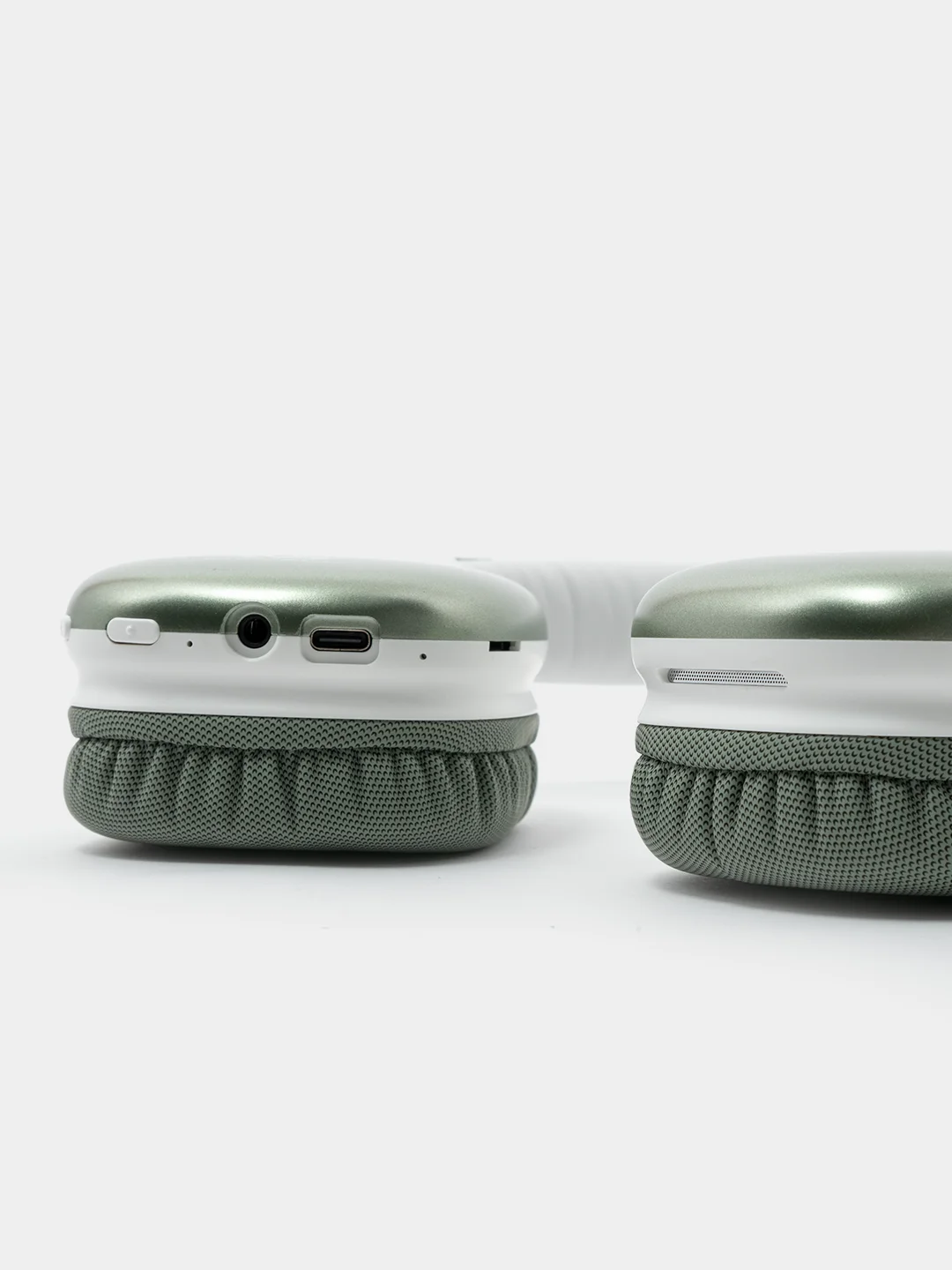 Зеленый наушники беспроводные полноразмерные Miccell VQ-B12