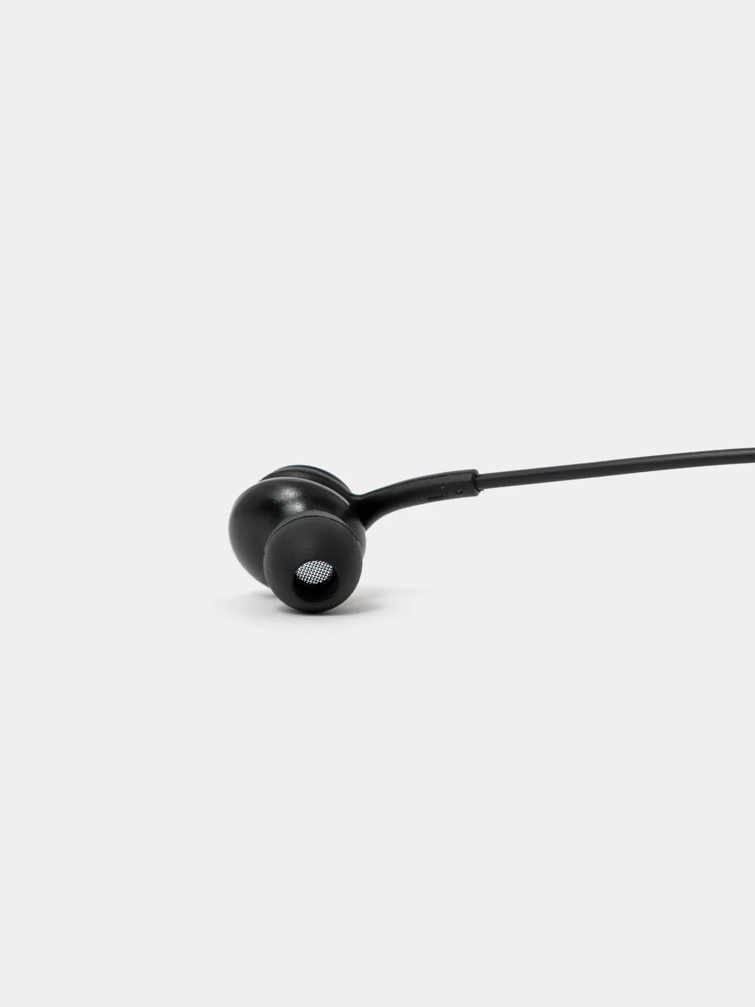Черный наушники проводные Type-C вакуумные Miccell VQ-H04