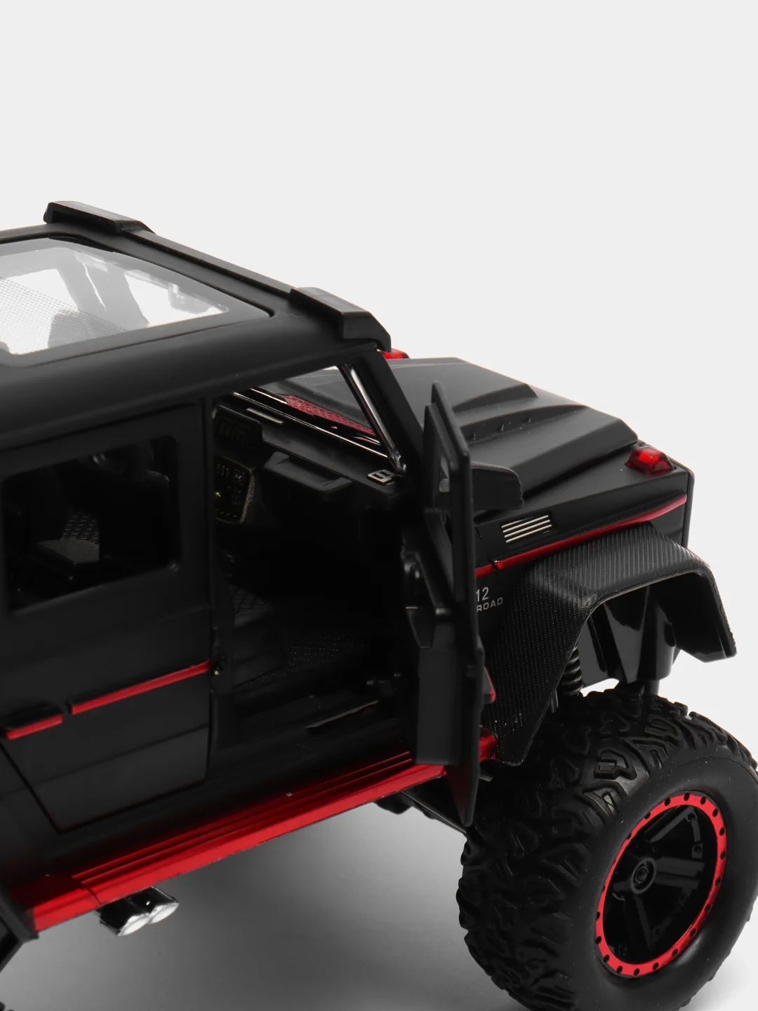Красный металлическая машинка Che Zhi 1:22 Mercedes G-Class AMG 6х6 CZ122A, 23 см, свет и звук
