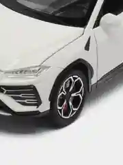 Белый металлическая модель Lamborghini Urus 1:24 CZ141A