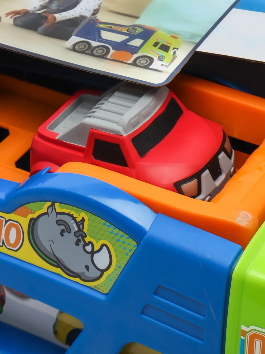 Транспортер Dickie Toys Happy Scania, 42 см, 3817003