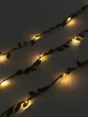 Гирлянда новогодняя с листьями , 2-3 метра,  20-30 led ламп