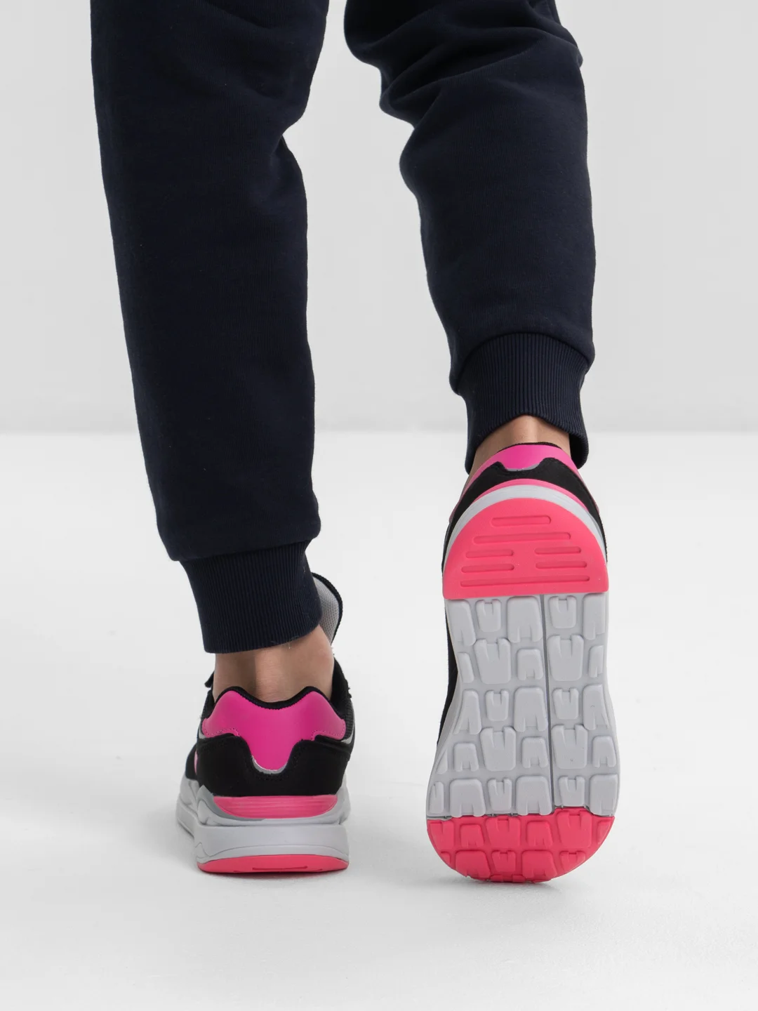 Фуксия кроссовки детские легкие беговые INDIGO KIDS