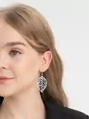 Серебряный серьги петли "Листья "