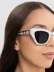 Белый женские солнцезащитные очки