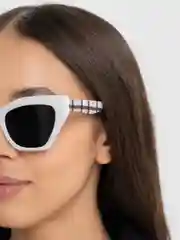 Белый женские солнцезащитные очки