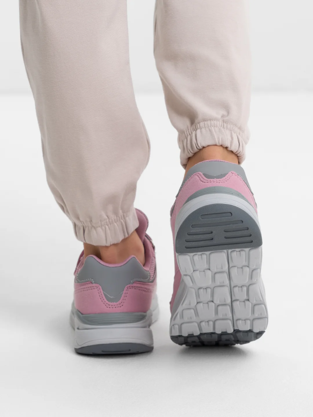 Розовый кроссовки детские легкие беговые INDIGO KIDS