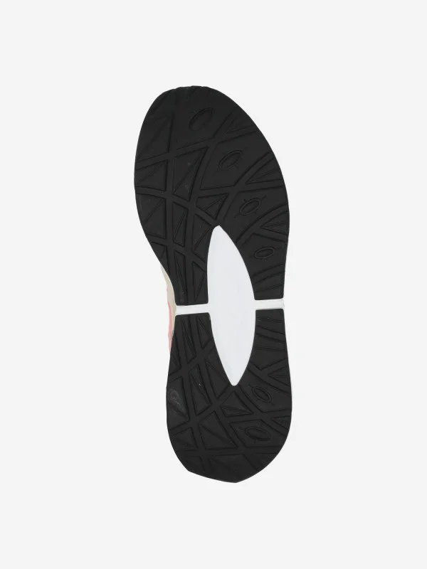 Белый женские кроссовки FILA EXPLORE W