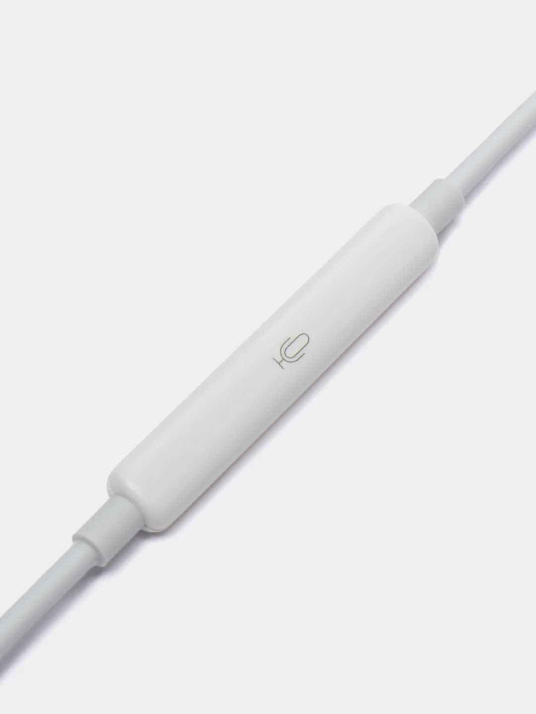 Белый переходник AUX на iPhone Lightning FaisON P-18 с регулятором громкости, 12 см