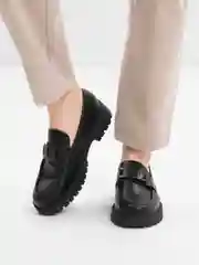 Черный лоферы женские