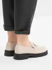 Бежевый лоферы женские