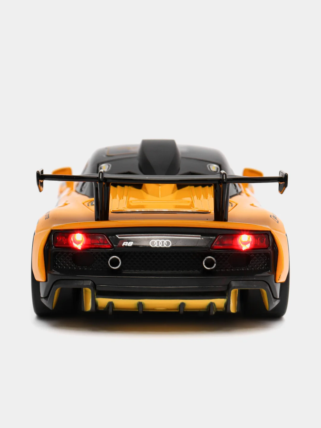 Желтый металлическая машинка AUDI RS GT2 H2152