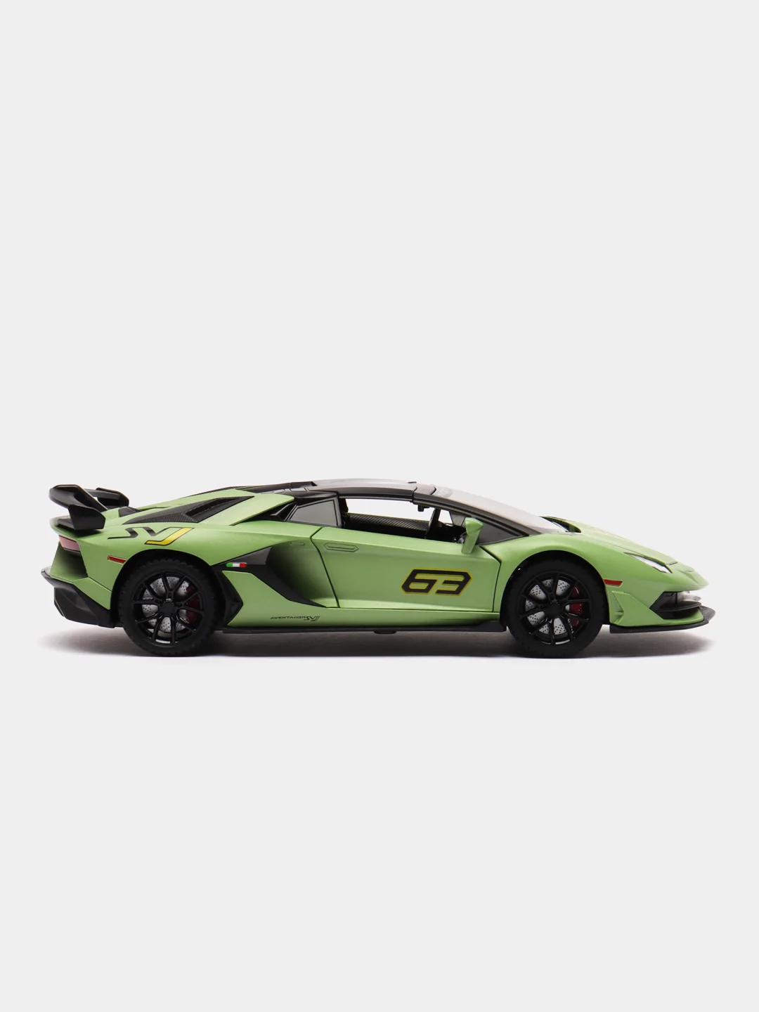 Зеленый машина металлическая Lamborghini DC24302