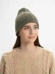 Приглушённый хаки шапка однотонная, унисекс