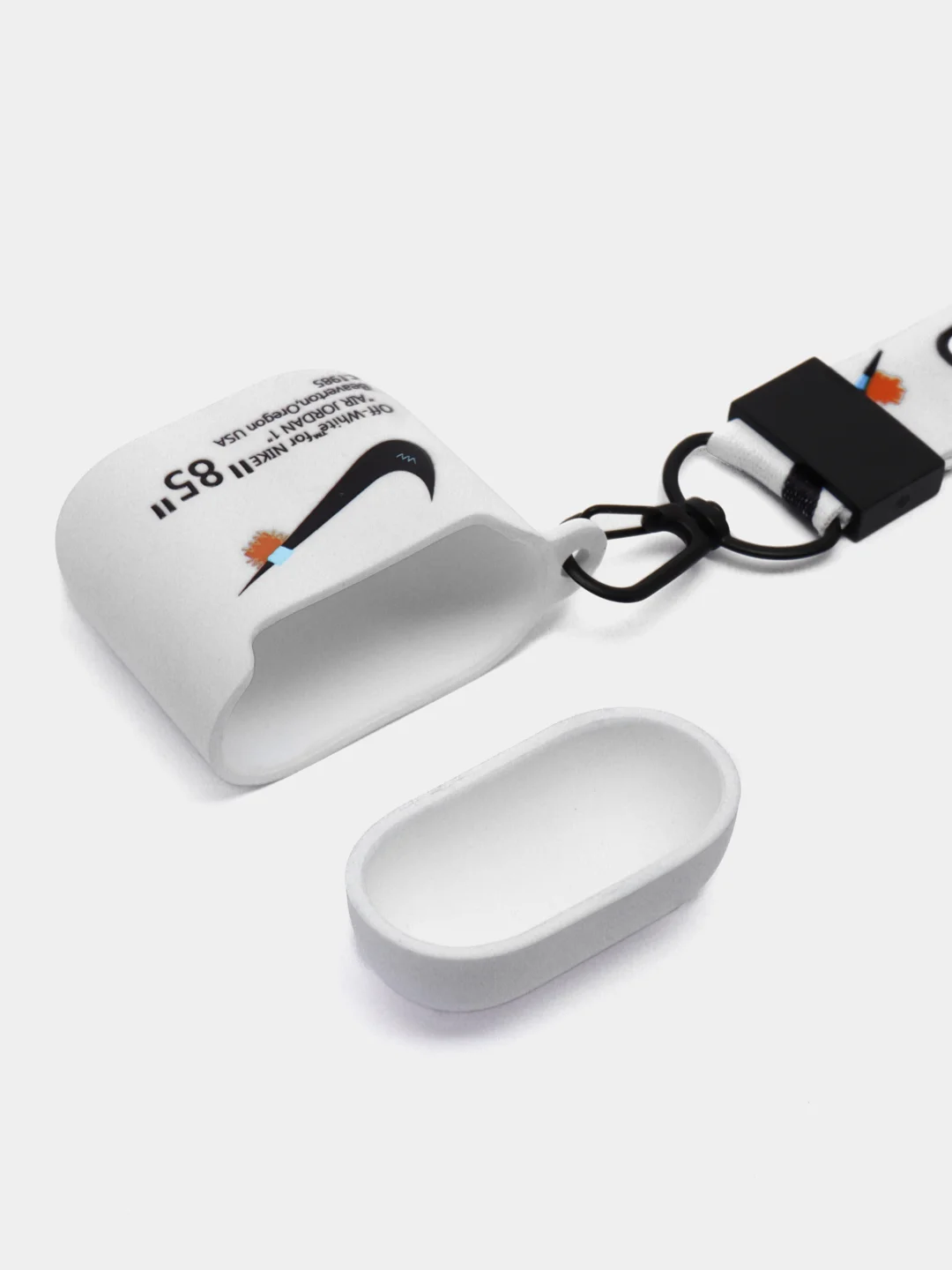 Белый чехол для наушников Apple AirPods 1 / Pro 2 / 3 силиконовый с принтом Nike sport (найк))