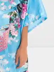 Голубой халат женский