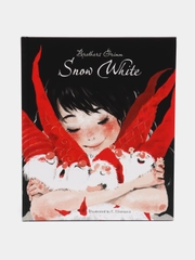 Snow White (Белоснежка на англ. языке)