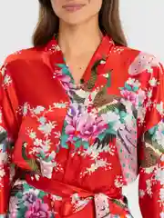 Красный халат женский