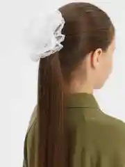 Бежевый банты школьные, белые, на резинке,  на 1-е сентября
