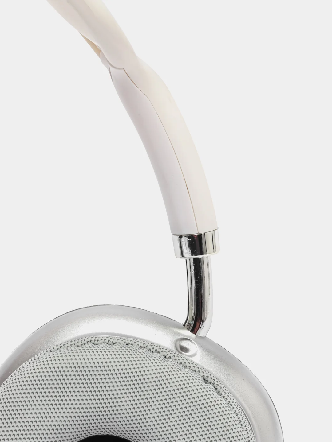 Белый беспроводные полноразмерные наушники P9White