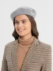 Серый берет