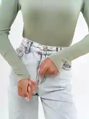 Зеленый лонгслив женский, кофта, водолазка