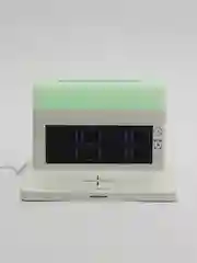 Белый беспроводное зарядное устройство для телефона, встроенные часы и будильник