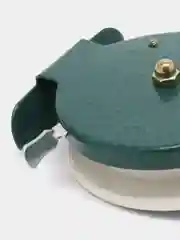 Белый катушка рыболовная