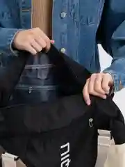 Черный сумка спортивная женская