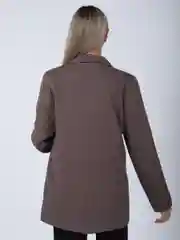 Светло-коричневый пиджак женский
