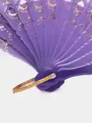 Фиолетовый веер кружевной