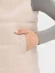 Белый жилет утепленный, женский