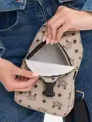 Бежевый рюкзак сумка через одно плечо