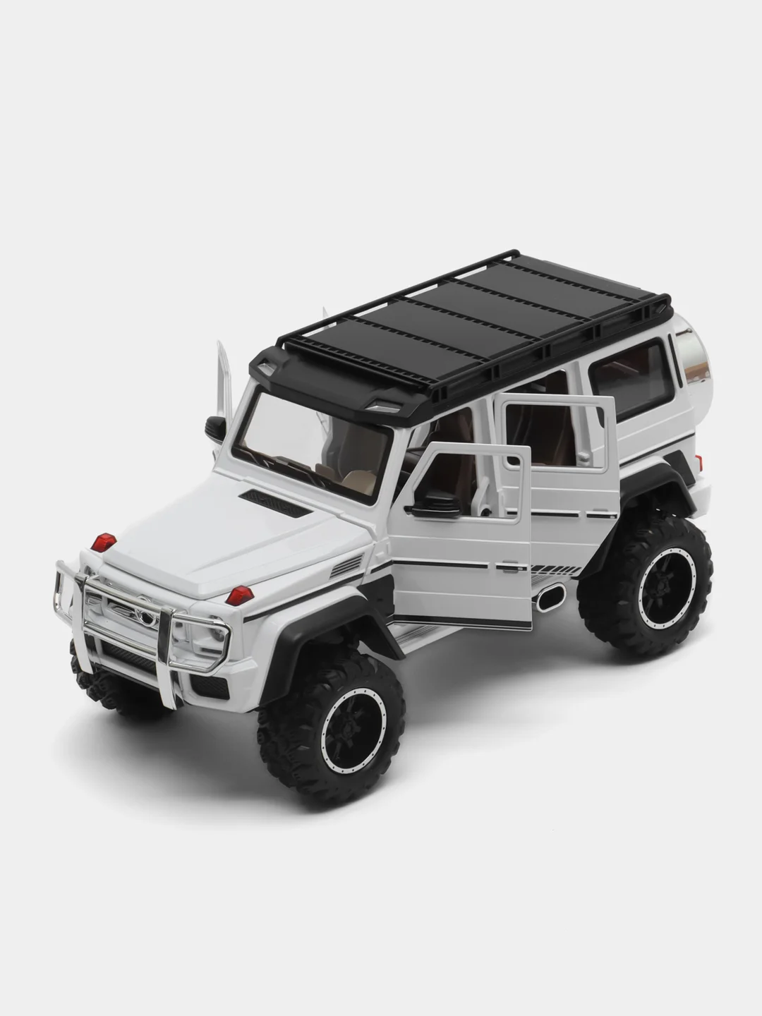 Белый металлическая машинка Mercedes-Benz Гелендваген с имитацией дыма, выхлопа