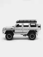 Белый металлическая машинка Mercedes-Benz Гелендваген с имитацией дыма, выхлопа