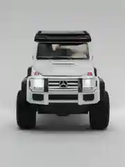 Белый металлическая машинка Mercedes-Benz Гелендваген с имитацией дыма, выхлопа