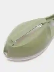 Зеленый портативная рыбочистка